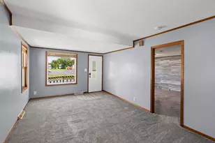 220 N Chestnut St, Belle Plaine, MN 56011 - Photo 2