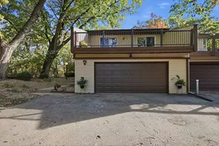 289 River Woods Ln, Burnsville, MN 55337 - Photo 2