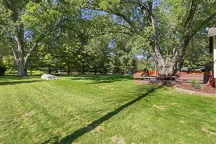 132 Quality Ave S, Lakeland, MN 55043 - Photo 20