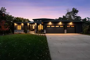 631 Callahan Pl, Mendota Heights, MN 55118 - Photo 1