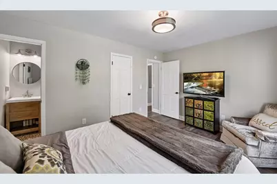 501 Laredo Lane, Chanhassen, MN 55317 - Photo 18