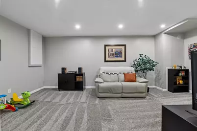501 Laredo Lane, Chanhassen, MN 55317 - Photo 24