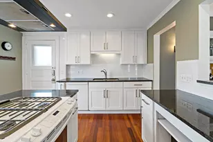 2407 Girard Ave S, Minneapolis, MN 55405 - Photo 14