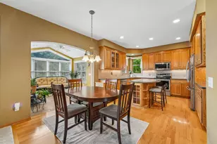 6219 Orchid Ln N, Maple Grove, MN 55311 - Photo 8