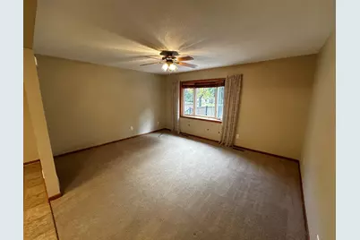 403 N Madison Street, Minneota, MN 56264 - Photo 8