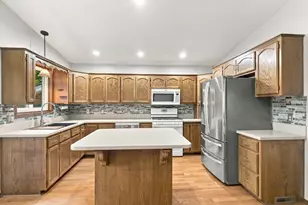 7615 118th Way N, Champlin, MN 55316 - Photo 6