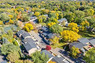 214 Windsor Ct, New Brighton, MN 55112 - Photo 36
