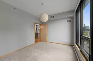 1240 S 2nd St, Minneapolis, MN 55415 - Photo 28