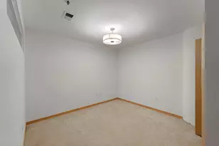 1240 S 2nd St, Minneapolis, MN 55415 - Photo 30