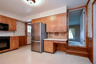 928 W Mark St, Winona, MN 55987 - Photo 10