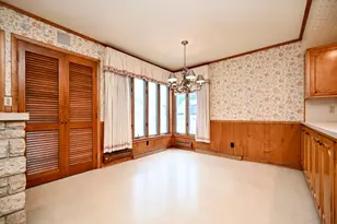 928 W Mark St, Winona, MN 55987 - Photo 8