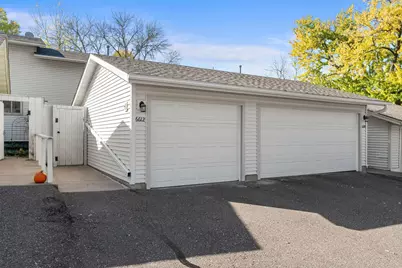 6612 Gretchen Lane N, Oakdale, MN 55128 - Photo 4