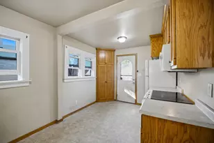 806 6th Ave NW, Austin, MN 55912 - Photo 14