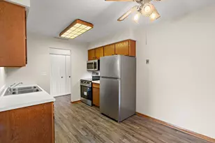 3155 Old Hwy 8, Roseville, MN 55418 - Photo 8