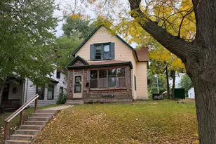 894 5th St E, Saint Paul, MN 55106 - Photo 1