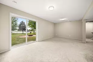 820 S Maple St, Belle Plaine, MN 56011 - Photo 12