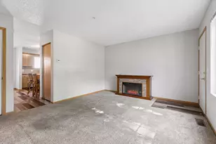 13051 Crimson Clover Ln, Eden Prairie, MN 55347 - Photo 4