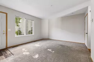 13051 Crimson Clover Ln, Eden Prairie, MN 55347 - Photo 6