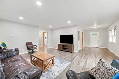 1509 9th Avenue S, Moorhead, MN 56560 - Photo 6