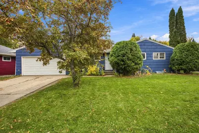 1509 9th Avenue S, Moorhead, MN 56560 - Photo 2