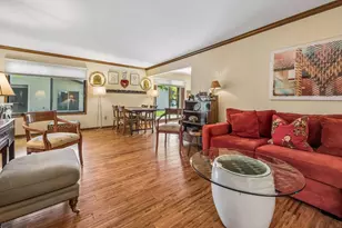 13390 Hughes Ct, Apple Valley, MN 55124 - Photo 4