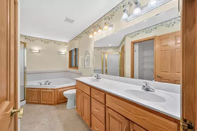 28319 Lakeside Lane, Lindstrom, MN 55045 - Photo 22
