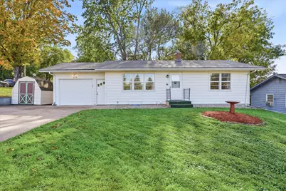 218 Maple Street, Le Sueur, MN 56058 - Photo 2
