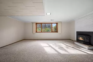 13404 Windyhill Rd, Minnetonka, MN 55305 - Photo 30