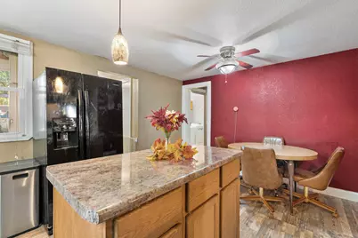 606 4th Avenue NE, Waseca, MN 56093 - Photo 18