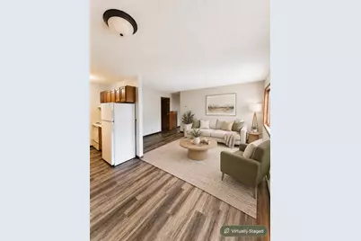 222 6th Street SW #2, Madelia, MN 56062 - Photo 1