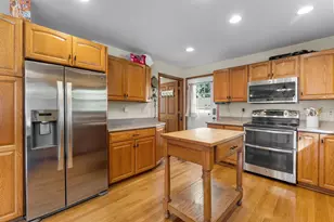 737 S Dakota Ave, New Richmond, WI 54017 - Photo 18
