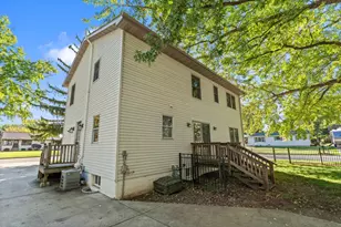 737 S Dakota Ave, New Richmond, WI 54017 - Photo 48