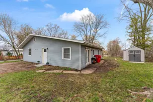 917 Chester Ave SE, Rochester, MN 55904 - Photo 2