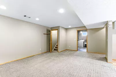 17640 Ionia Court, Lakeville, MN 55044 - Photo 50