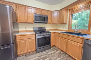 1727 S Court St, Fergus Falls, MN 56537 - Photo 8