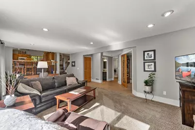 1205 Hilloway Circle, Burnsville, MN 55306 - Photo 14