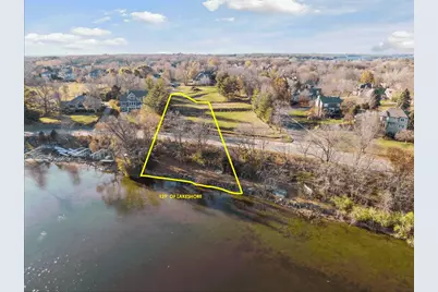3921X White Oak Lane, Chanhassen, MN 55331 - Photo 1