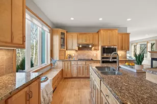 14831 Lac Lavon Dr, Burnsville, MN 55306 - Photo 24