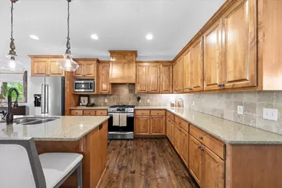 11605 Ivywood Trail, Woodbury, MN 55129 - Photo 6