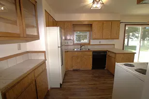 1519 4th St NE, Staples, MN 56479 - Photo 6