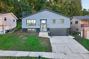 528 19th St NW, Rochester, MN 55901 - Photo 2