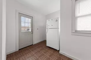 214 W College St, Albert Lea, MN 56007 - Photo 28