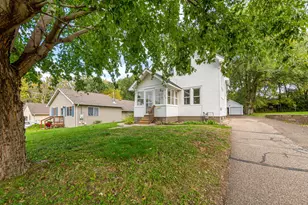 1427 Central Ave N, Faribault, MN 55021 - Photo 2