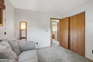 2128 Shale Ln, Eagan, MN 55122 - Photo 18