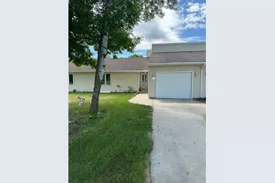 131 Belleville Court, Thief River Falls, MN 56701 - Photo 2