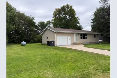 502 Prospect Street, Milroy, MN 56263 - Photo 18