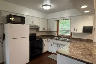 502 Prospect St, Milroy, MN 56263 - Photo 2