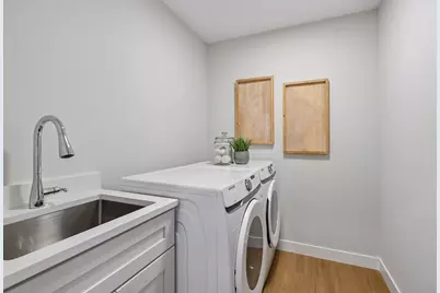 3925 40th Avenue S, Minneapolis, MN 55406 - Photo 8