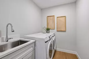 3925 40th Ave S, Minneapolis, MN 55406 - Photo 8