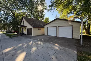 525 Lake St N, Sauk Centre Township, MN 56378 - Photo 2